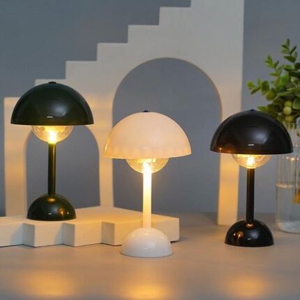 Rechargable table lamp