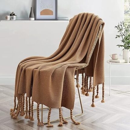 Soft Knitted Throw Blankets With Tassels