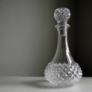 Round Base Crystal Glass Decanter