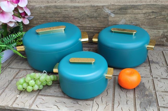 Luxurious Insulated Hotpots.