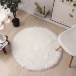 Shaggy White Faux Fluffy Fur Rag