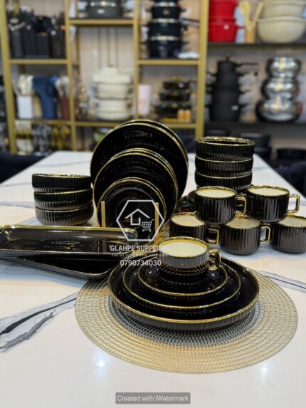 32pcs Black And Gold Dinner Set