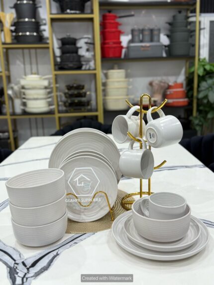 16pc White Lined Dinner Set.