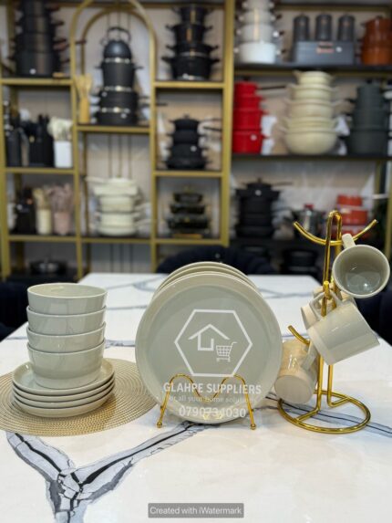 16pcs Cream White & Green Dinner Set