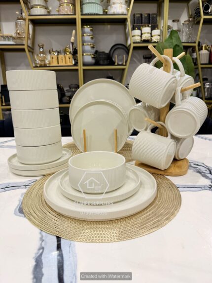24 pieces white ribbed design dinner set