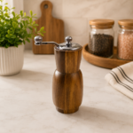Manual pepper chopper